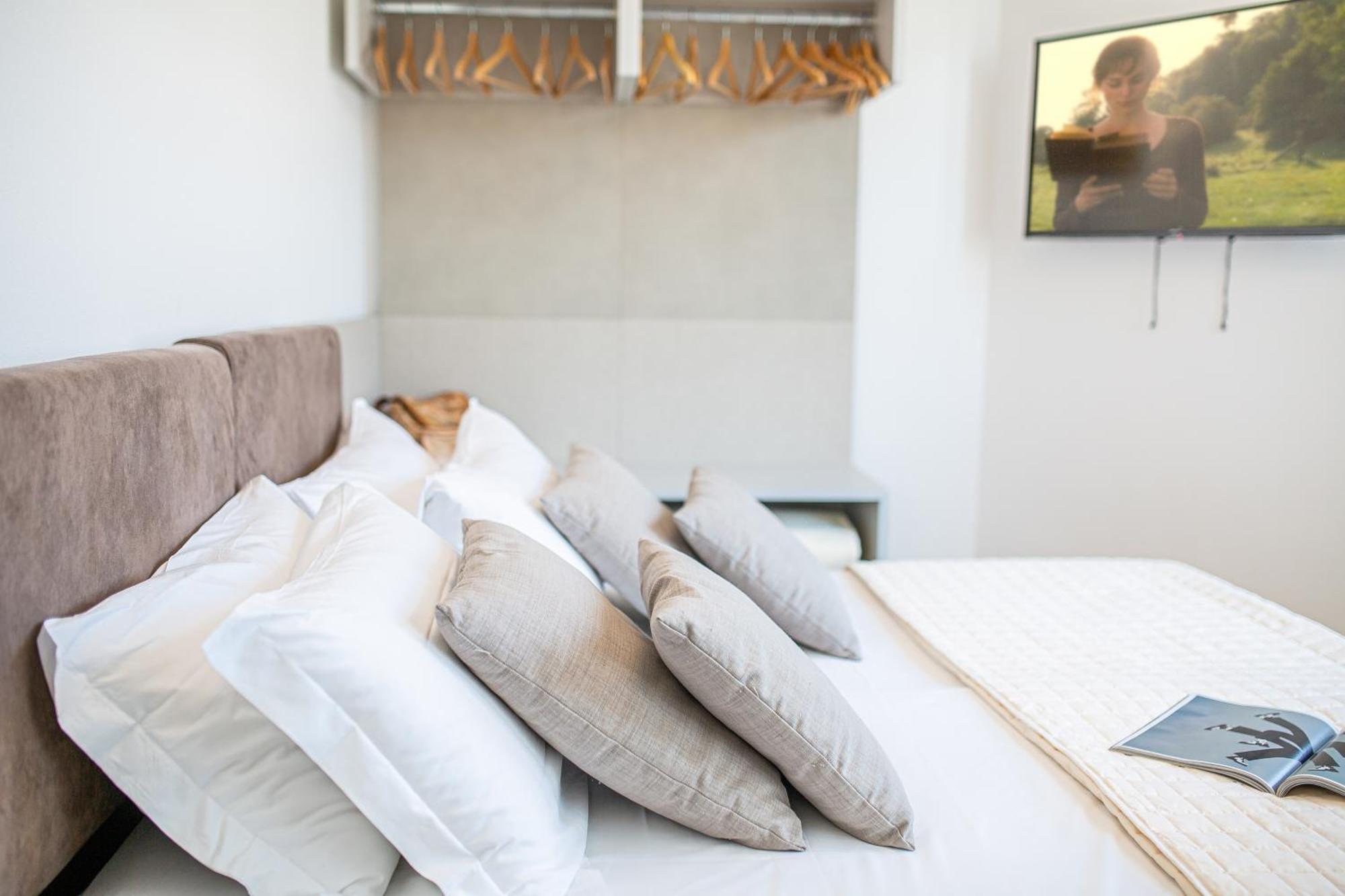 Hotel Condor ลิโดดิเยโซโล ภายนอก รูปภาพ