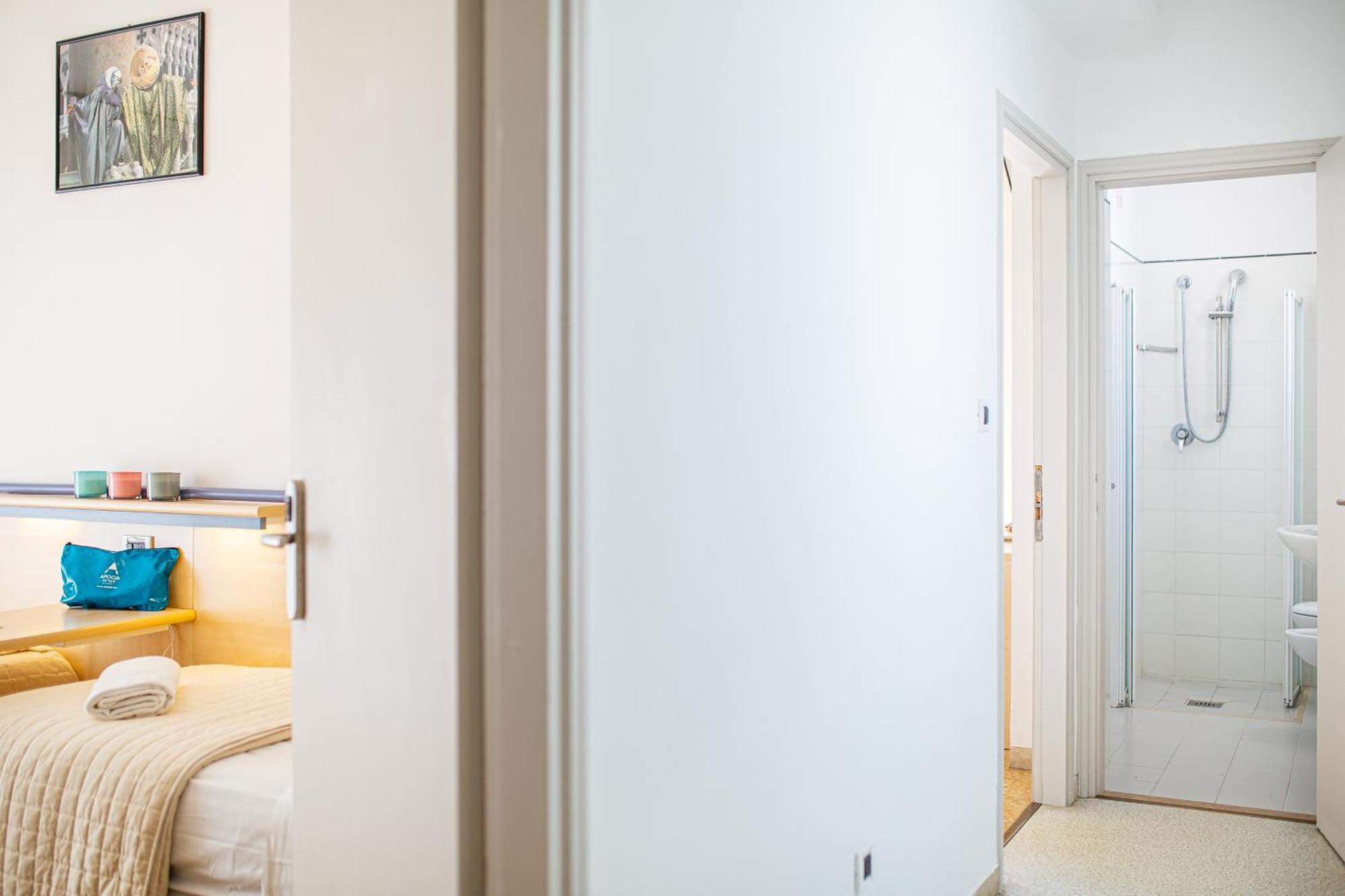 Hotel Condor ลิโดดิเยโซโล ภายนอก รูปภาพ