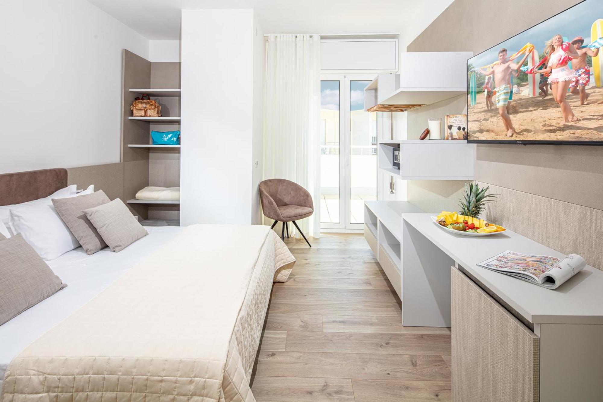 Hotel Condor ลิโดดิเยโซโล ภายนอก รูปภาพ